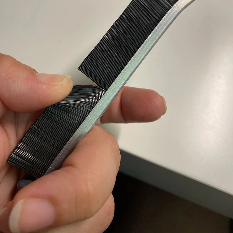 Crevice Cleaning Brush - Image 4